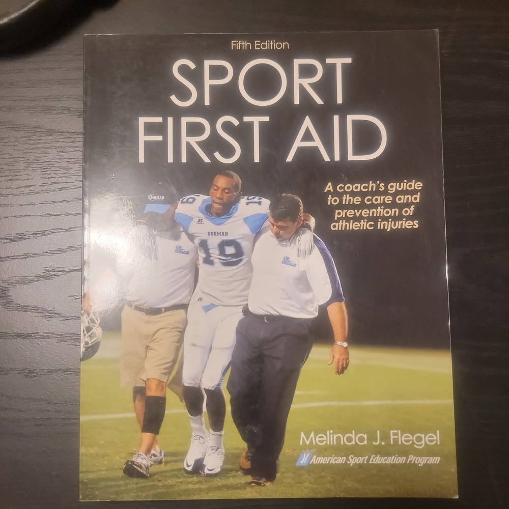 Sport First Aid Melinda J Flegel 5th Edition 2013 Trade Paperback Textbook